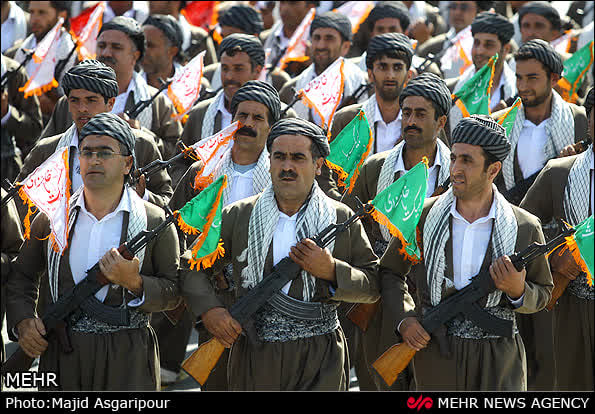 شجاعت مردم و عشایر زاییده تحقیر آمریکا در تربیت امامین انقلاب بوده است.